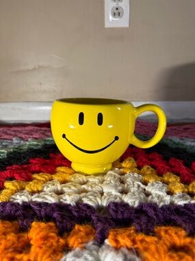 Yellow Smile Ceramic Mug - Bright Happy Coffee Cup
